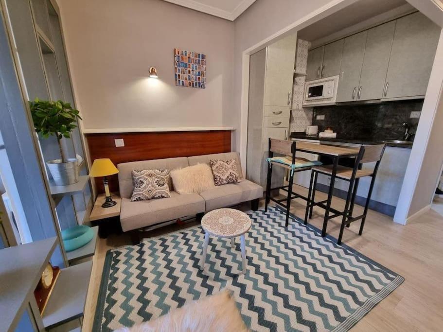 603A Coqueto Estudio En El Centro โอเบียโด ภายนอก รูปภาพ